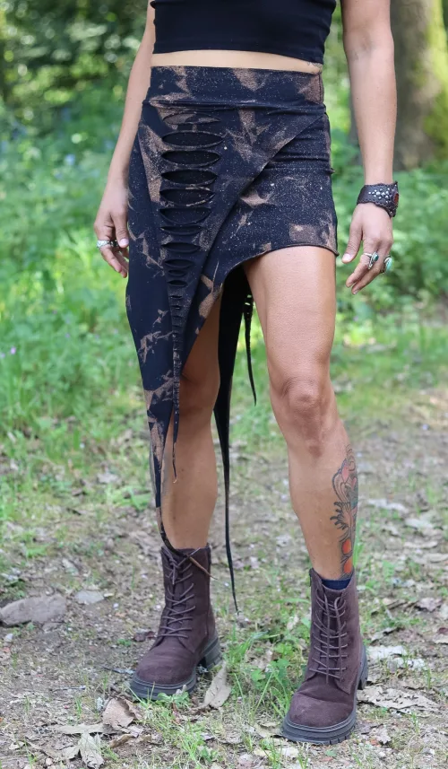 hand dyed pixie skirt black orange asymmetrical cut SIGA Tribal
