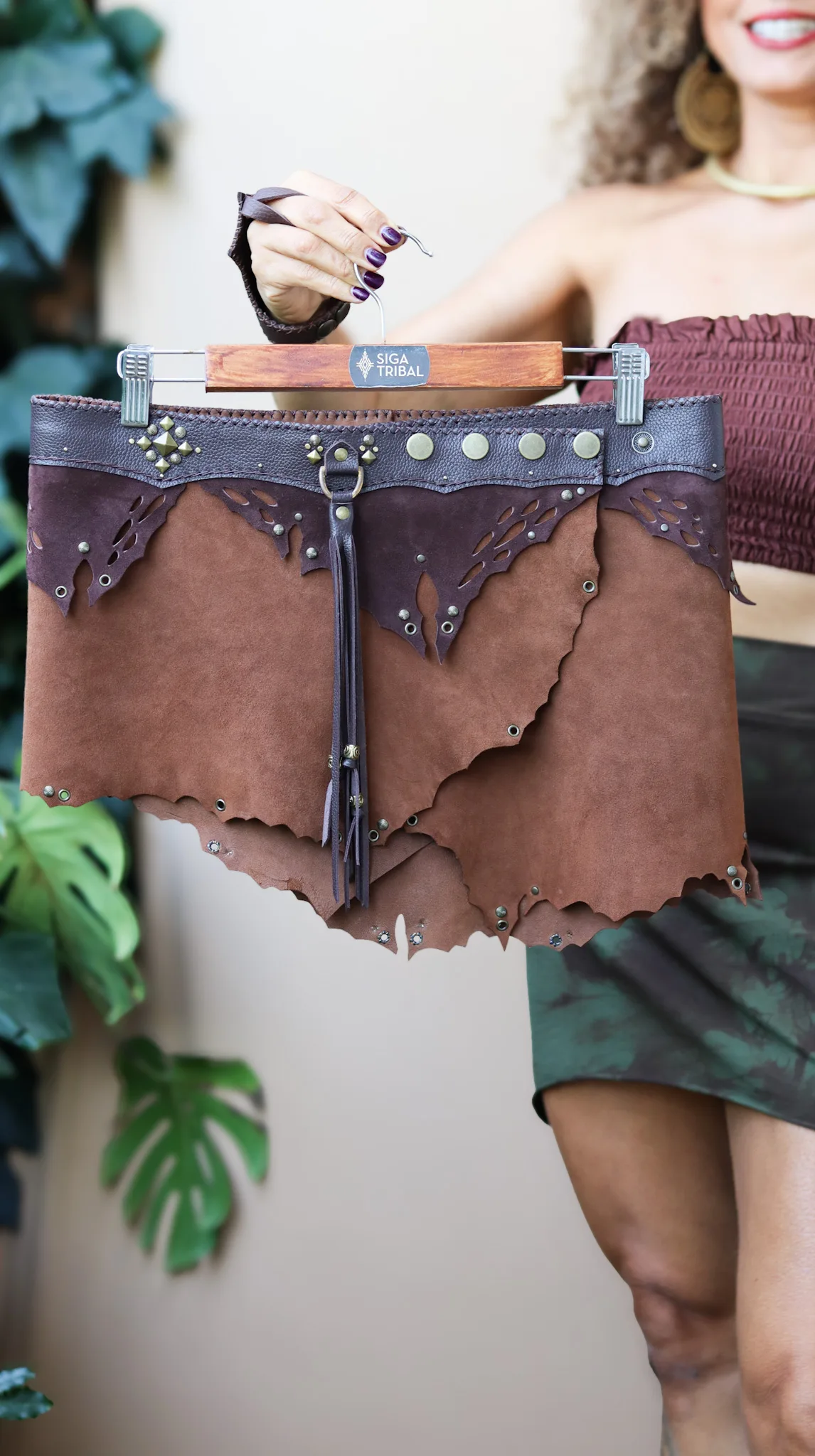 OONA Mini Skirt · Handcrafted Leather Skirt with Red Jasper | Siga Tribal