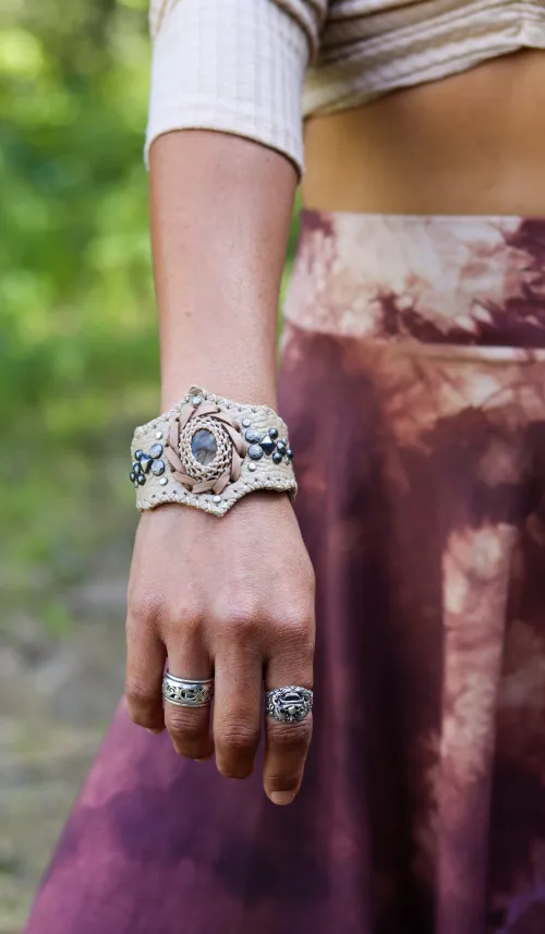 beige leather cuff bracelet labradorite gemstone SIGA Tribal